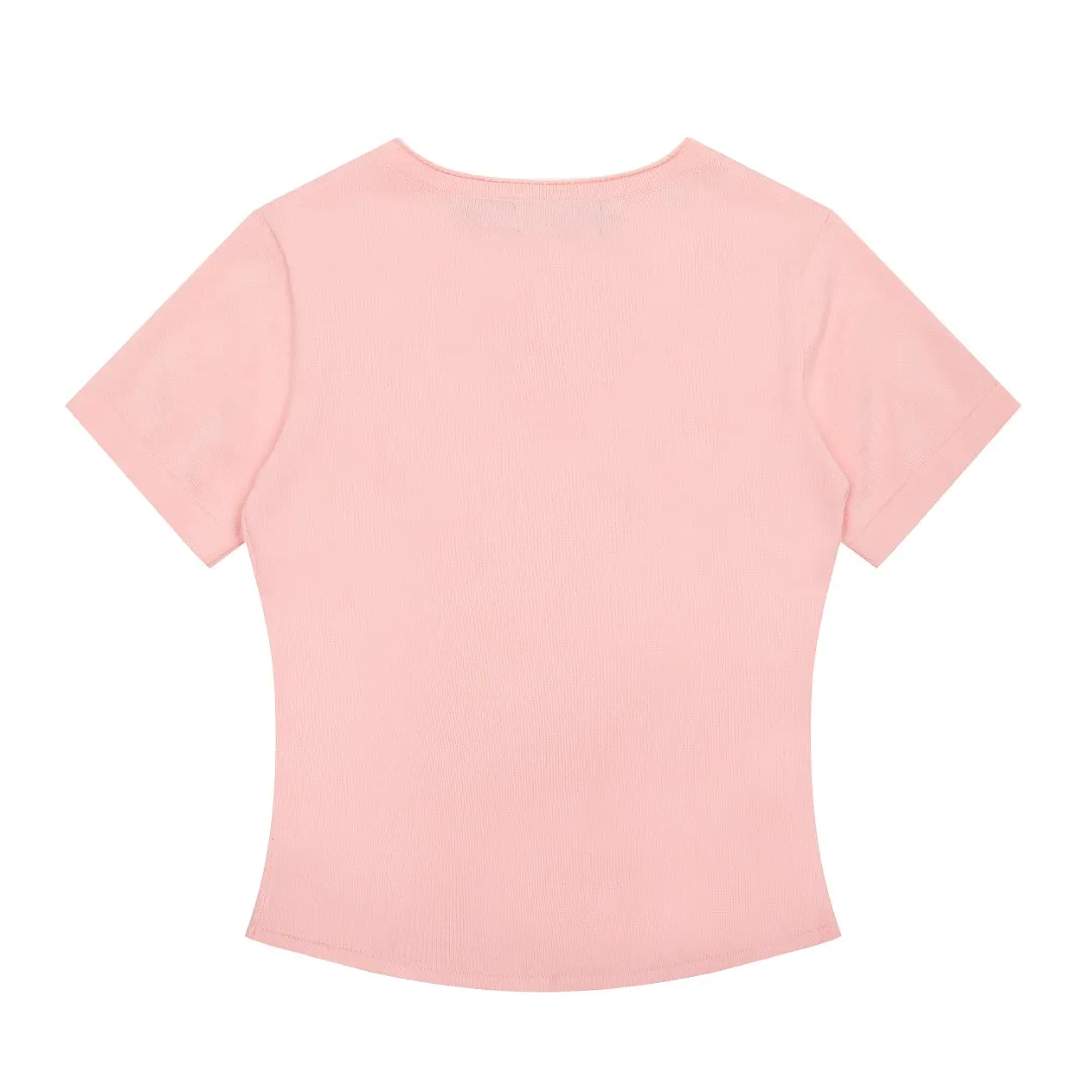 P146 💰 "Top quality" Style number: DS079# (not off the shelves all year round) [Ralph Lauren classic pony embroidered V-neck goddess style summer knitted short sleeves] ✅Ralph Lauren Ralph Lauren's popular and versatile women's V-neck ice silk needles ✅Main supply platform live broadcast Wholesale entity Replenish when out of stock Not off the shelves ✅ZP quality 1:1 version Scan the code to enter the GF website Z cabinet quality ✅Comfortable, soft and highly breathable Focusing on high-end, cost-effective and good quality, needless to say. ✅Restore the original version. Loose, comfortable and stress-free. ✅Wear for work and life. Suitable for various occasions. Must-have recommended model for goddesses. Size: S-XL. Color: Black, White, Gray, Navy Blue, Pink Mi Xing.